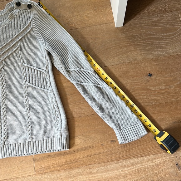 Banana Republic XL Knit Sweater - Picture 8 of 10